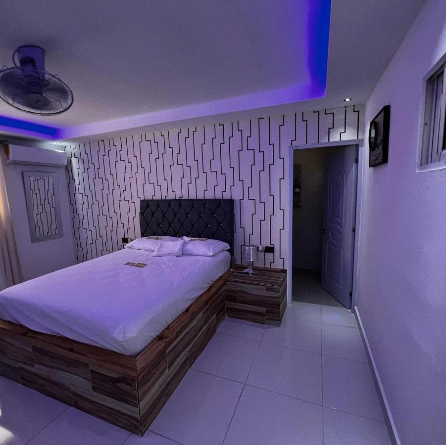 Hotel1325 Bani Bagian luar foto