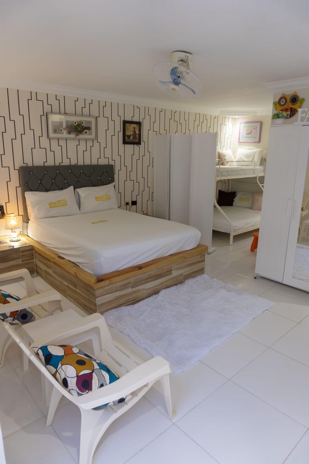 Hotel1325 Bani Bagian luar foto